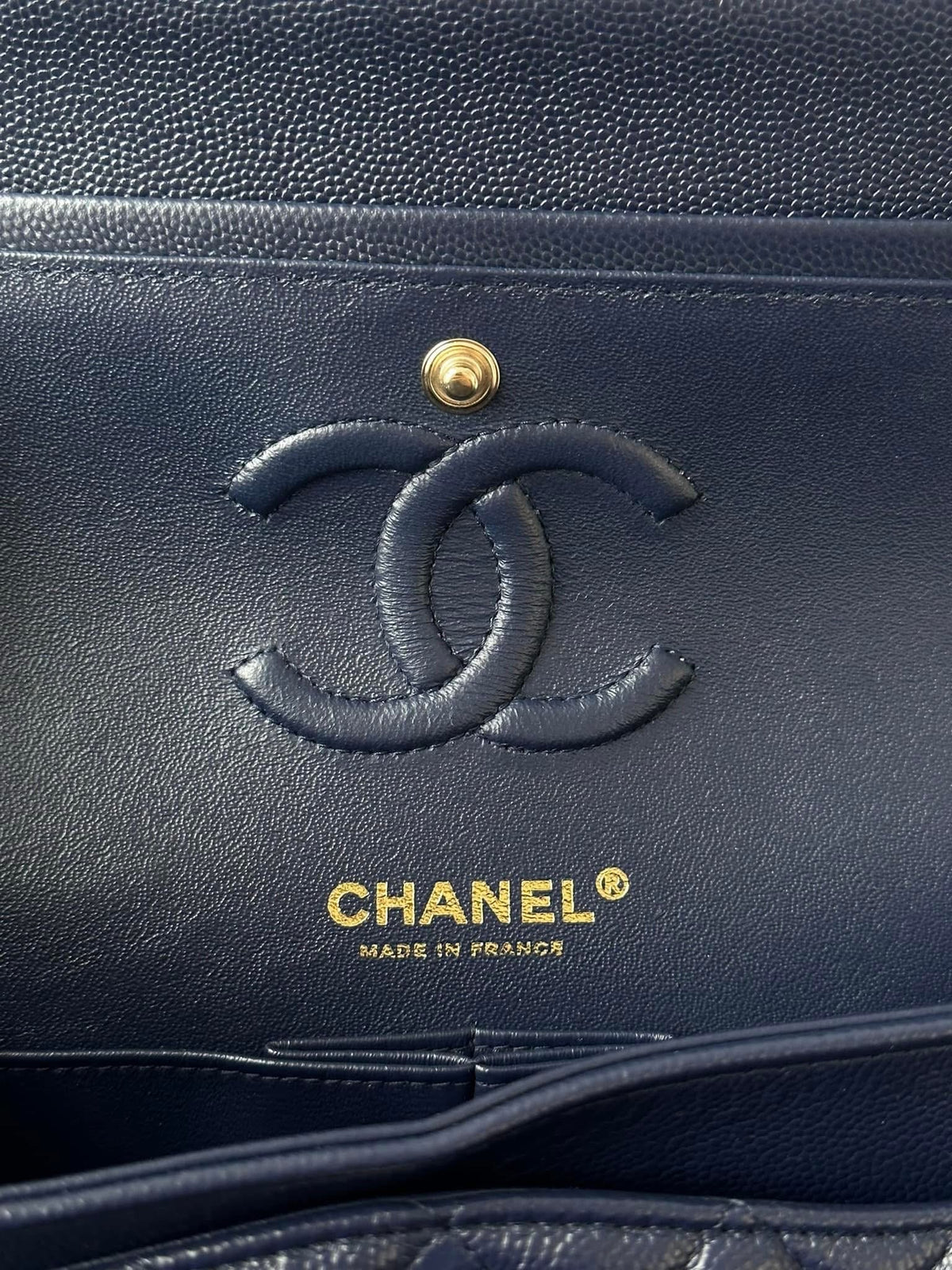 CHANEL Midnight Blue Medium Classicflap