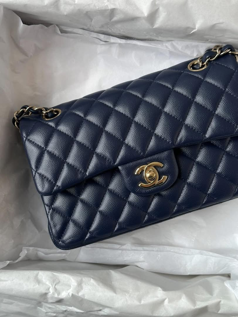 CHANEL Blue Classic Medium