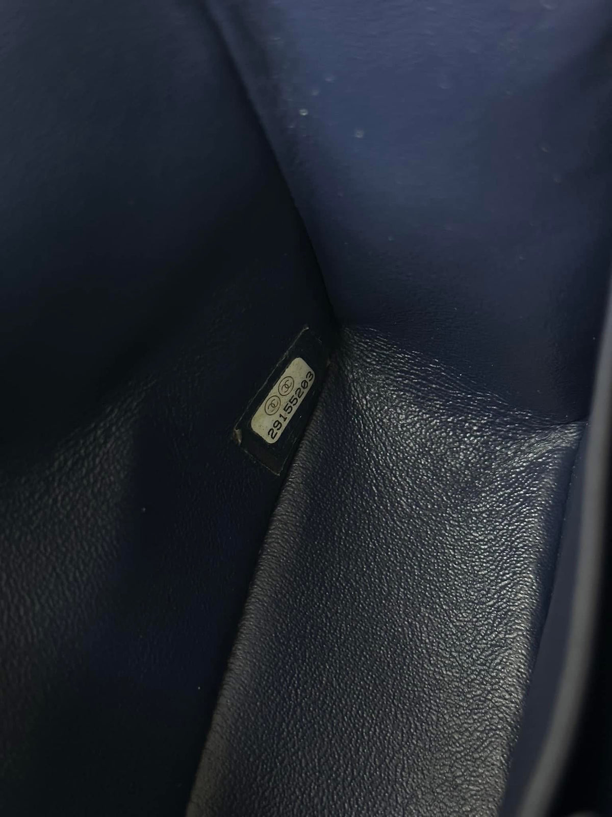 CHANEL Midnight Blue Medium Classicflap