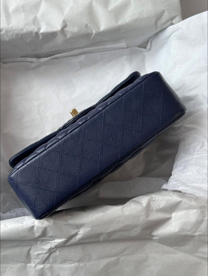 CHANEL Midnight Blue Medium Classicflap