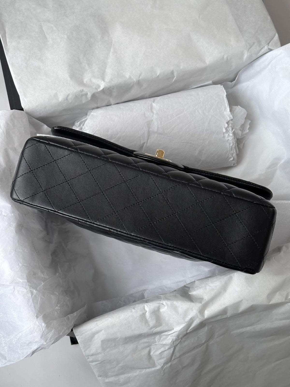 CHANEL Black Medium GHW