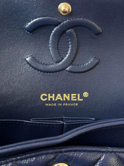 CHANEL Midnight Blue Medium Classicflap
