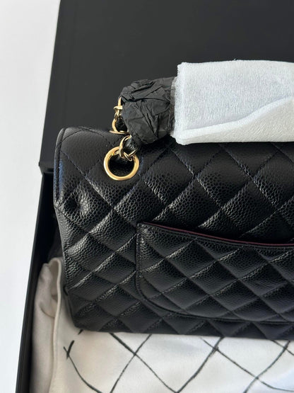 CHANEL Black Classic Medium GHW