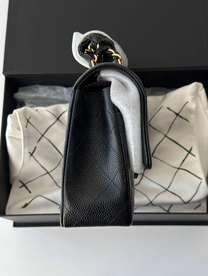 CHANEL Black Classic Medium GHW