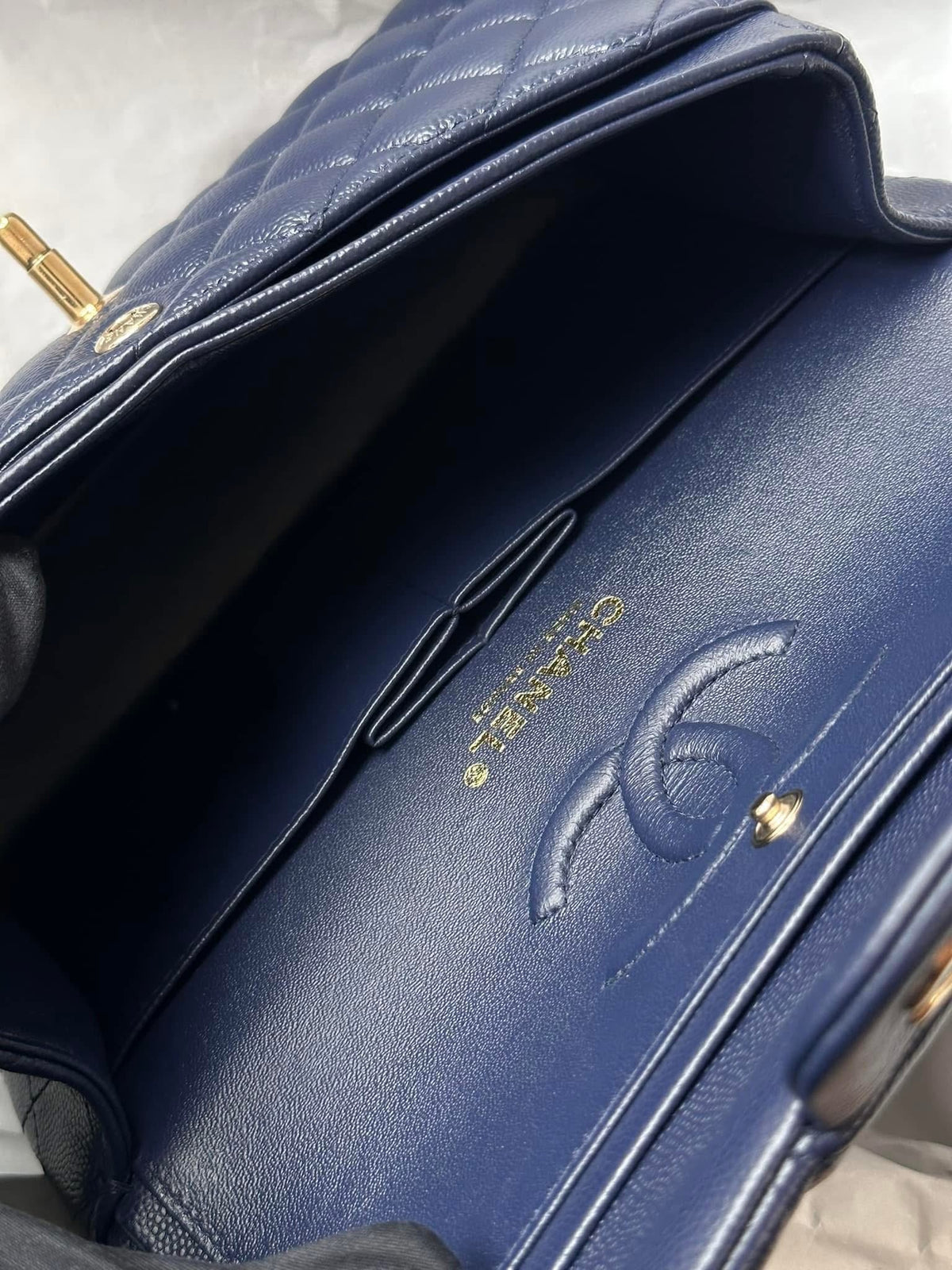CHANEL Midnight Blue Medium Classicflap